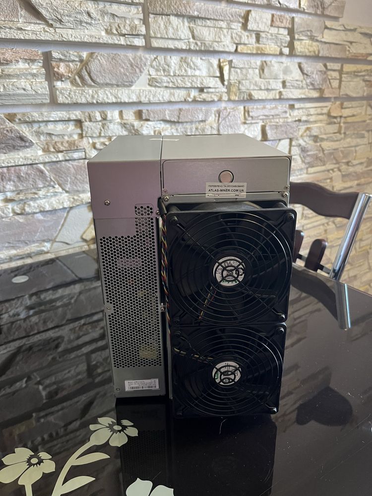 Bitmain Antminer L7  9050 Mh/s