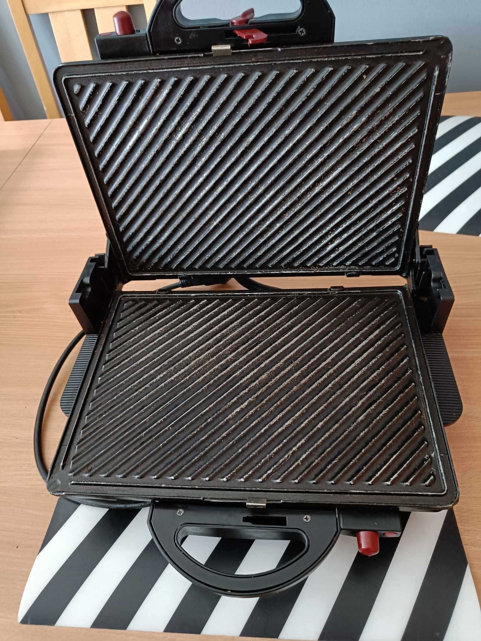 Grill elektryczny