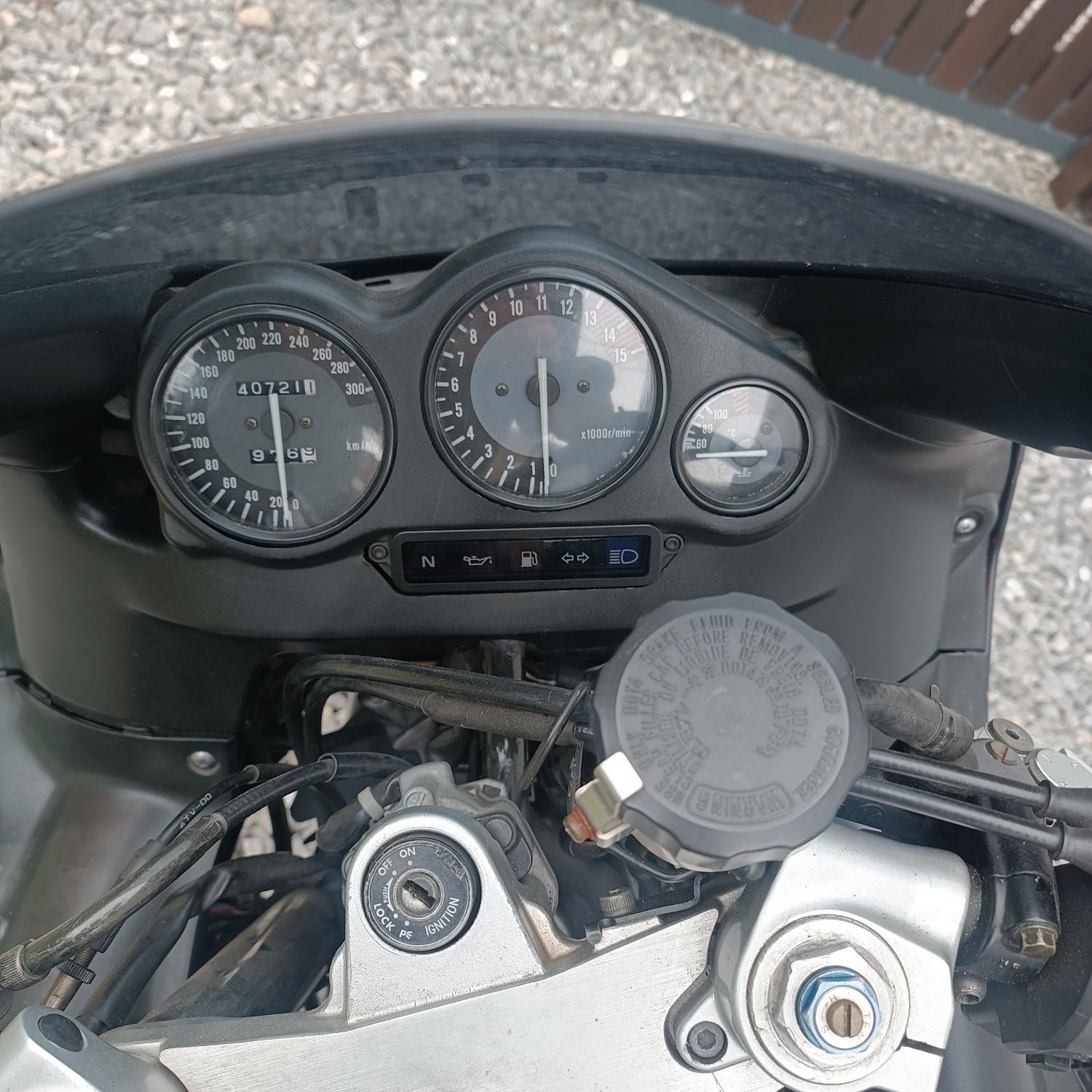 Yamaha yzf 600 wydech lampa gaźniki bak koła tarcze siedzenie pakiet