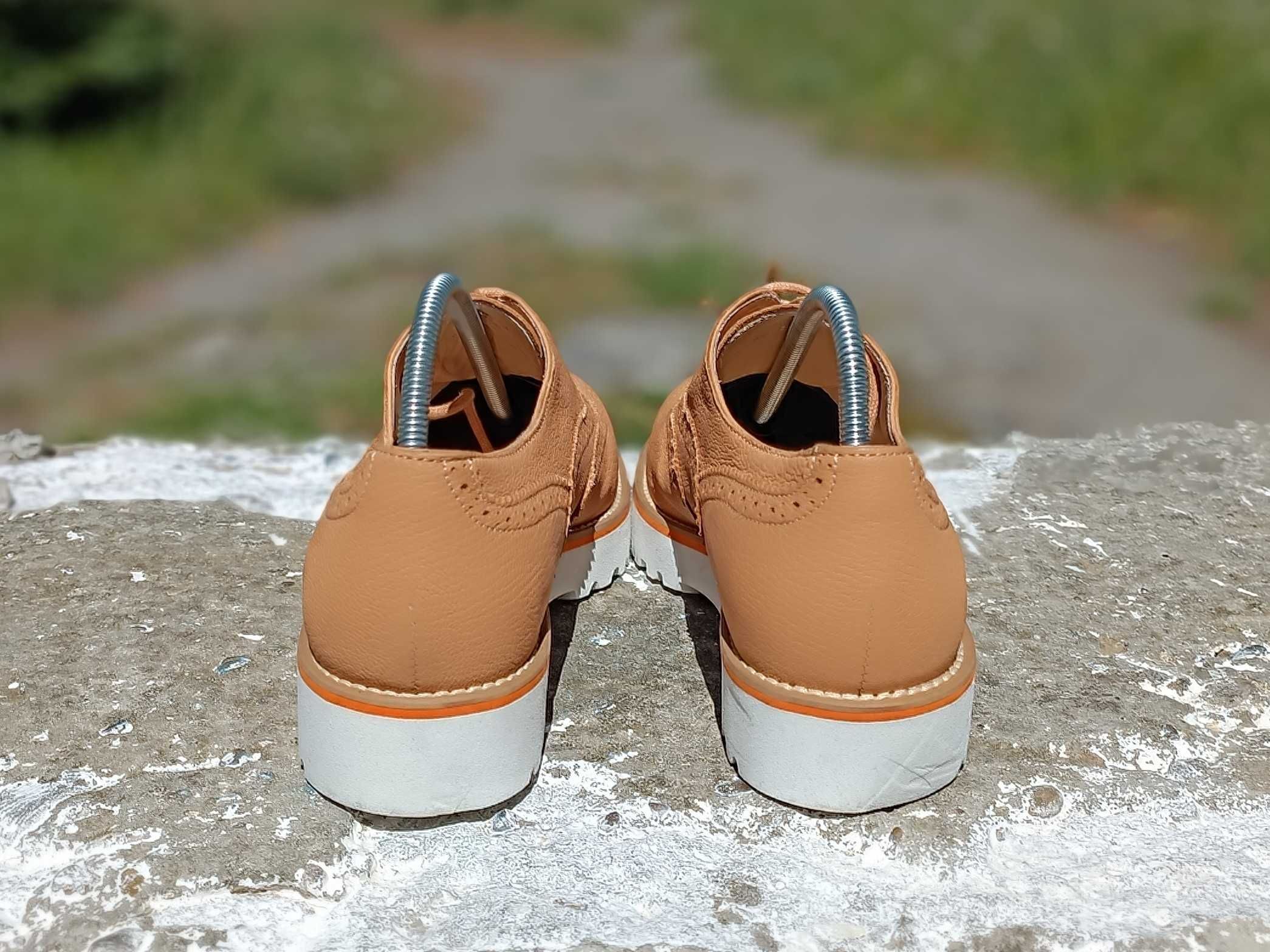 Жіночі шкіряні броги, оксворди Hogan