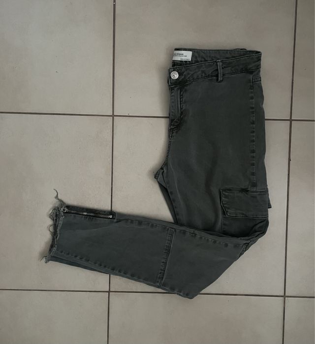 Zara oliwkowe spodnie kargo bojowki khaki M