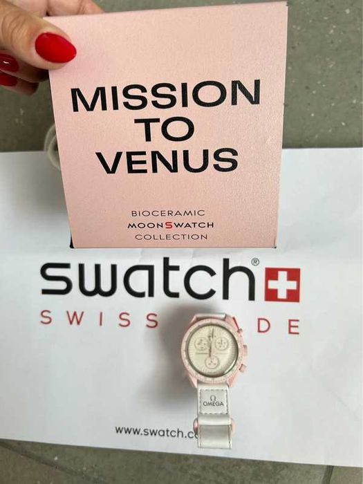 Omega Swatch SO33P100 – Wenus i Galaktyczne Ciepło