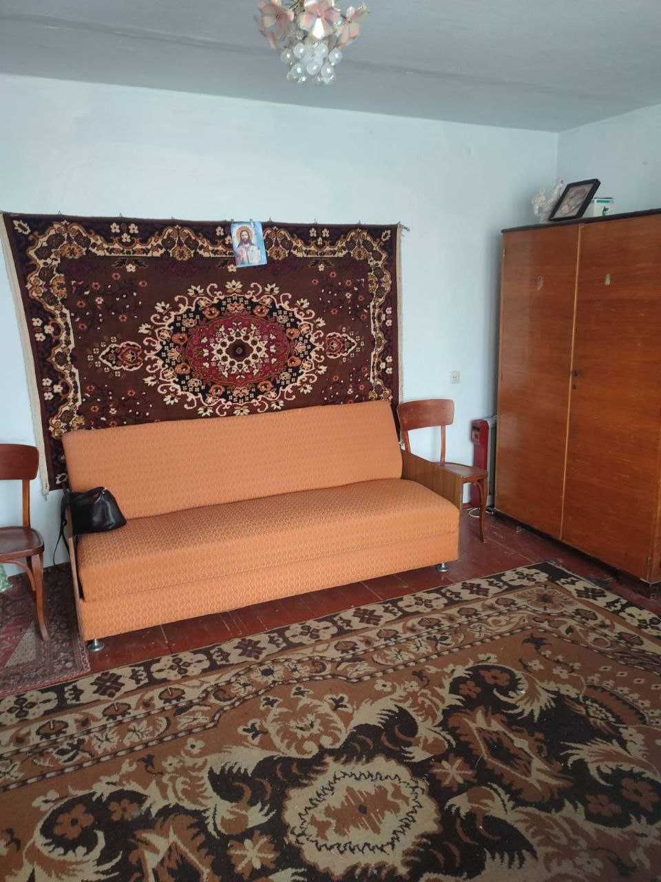 1 кімнатна квартира в селищі Лозове Хмельницької області