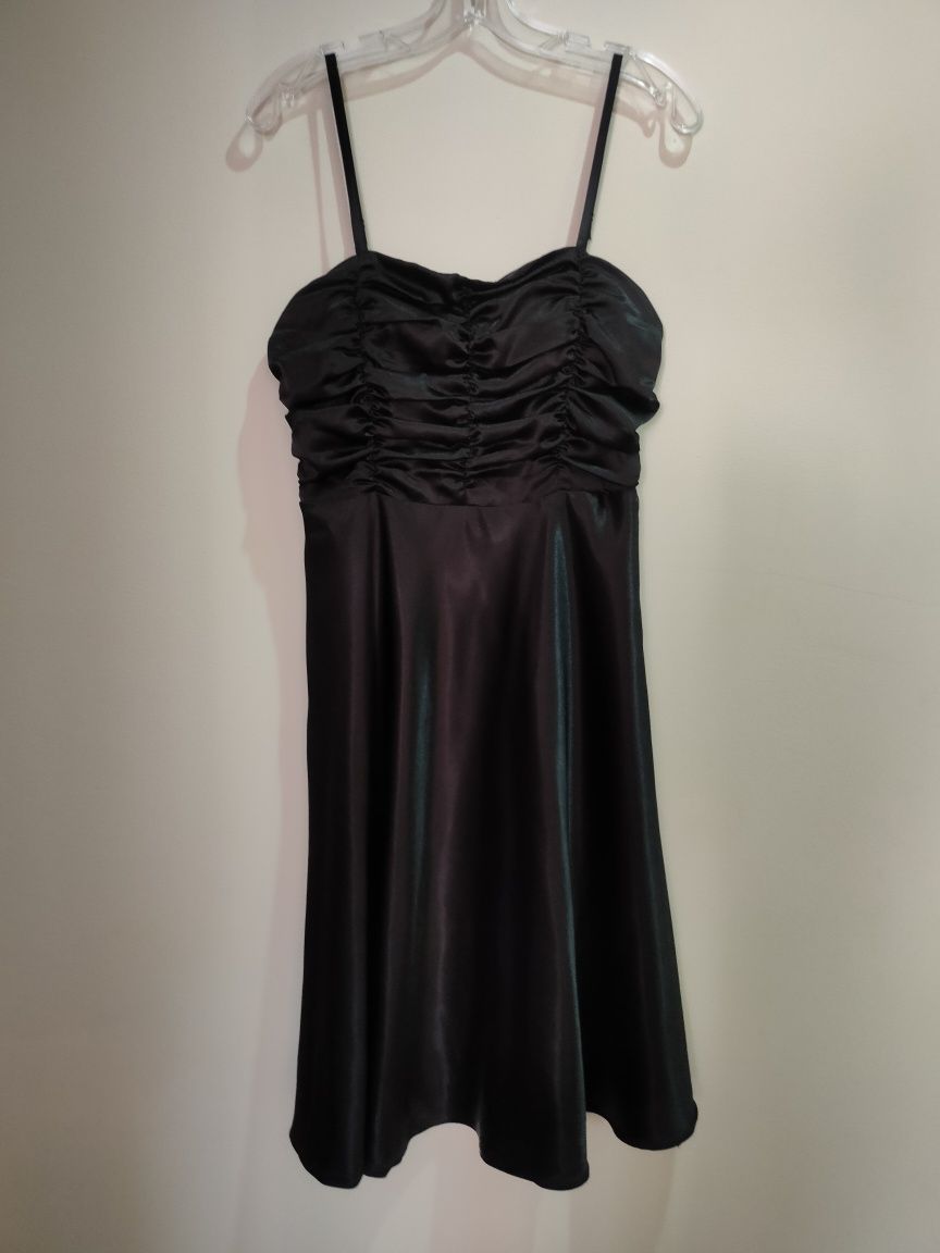 Vestido preto elegante