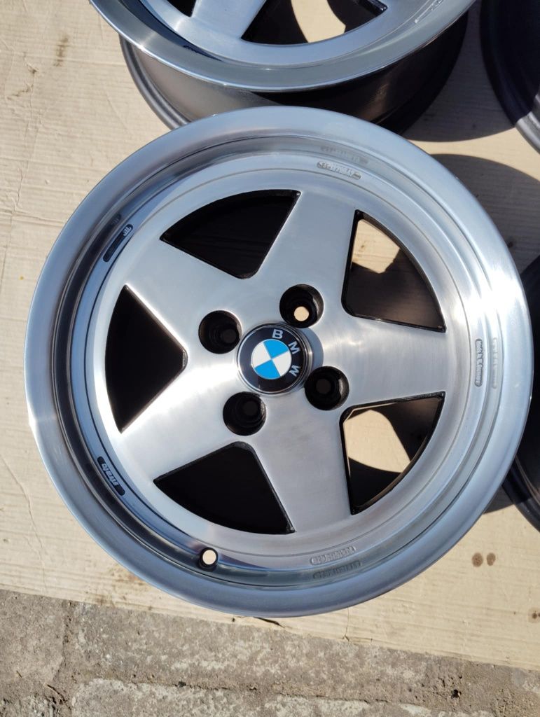 Felgi Strato 4x100  Bmw e30 e21 Golf Polo Scirocco itp