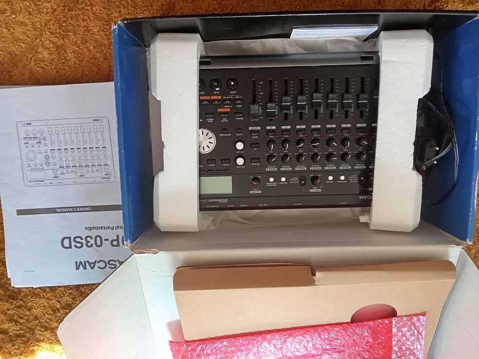 Gravador multipista Tascam