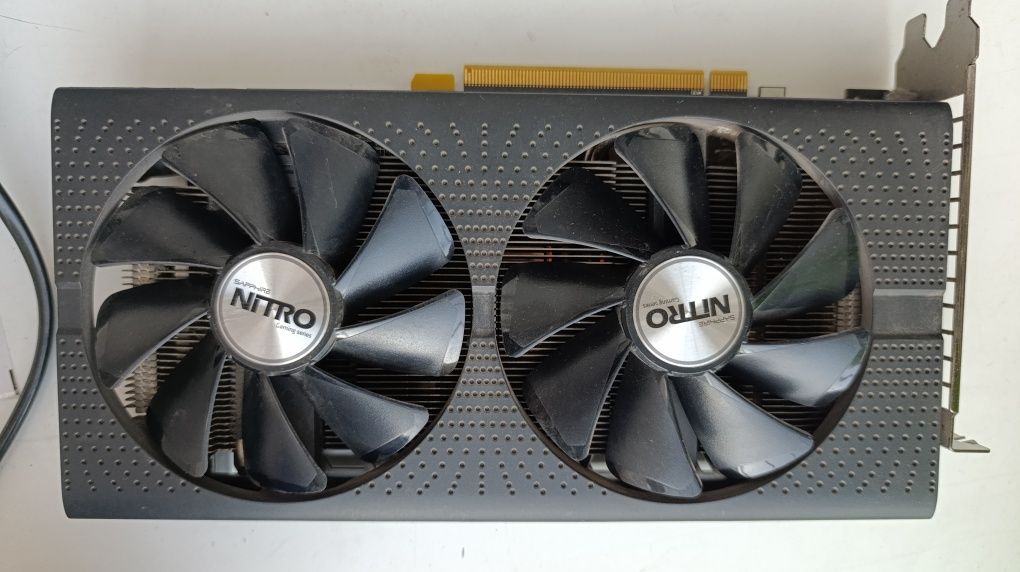 Radeon RX 470 Sapphire Nitro: 4 GB GDDR5 256b, DX12, 8 pin, HDMI*1