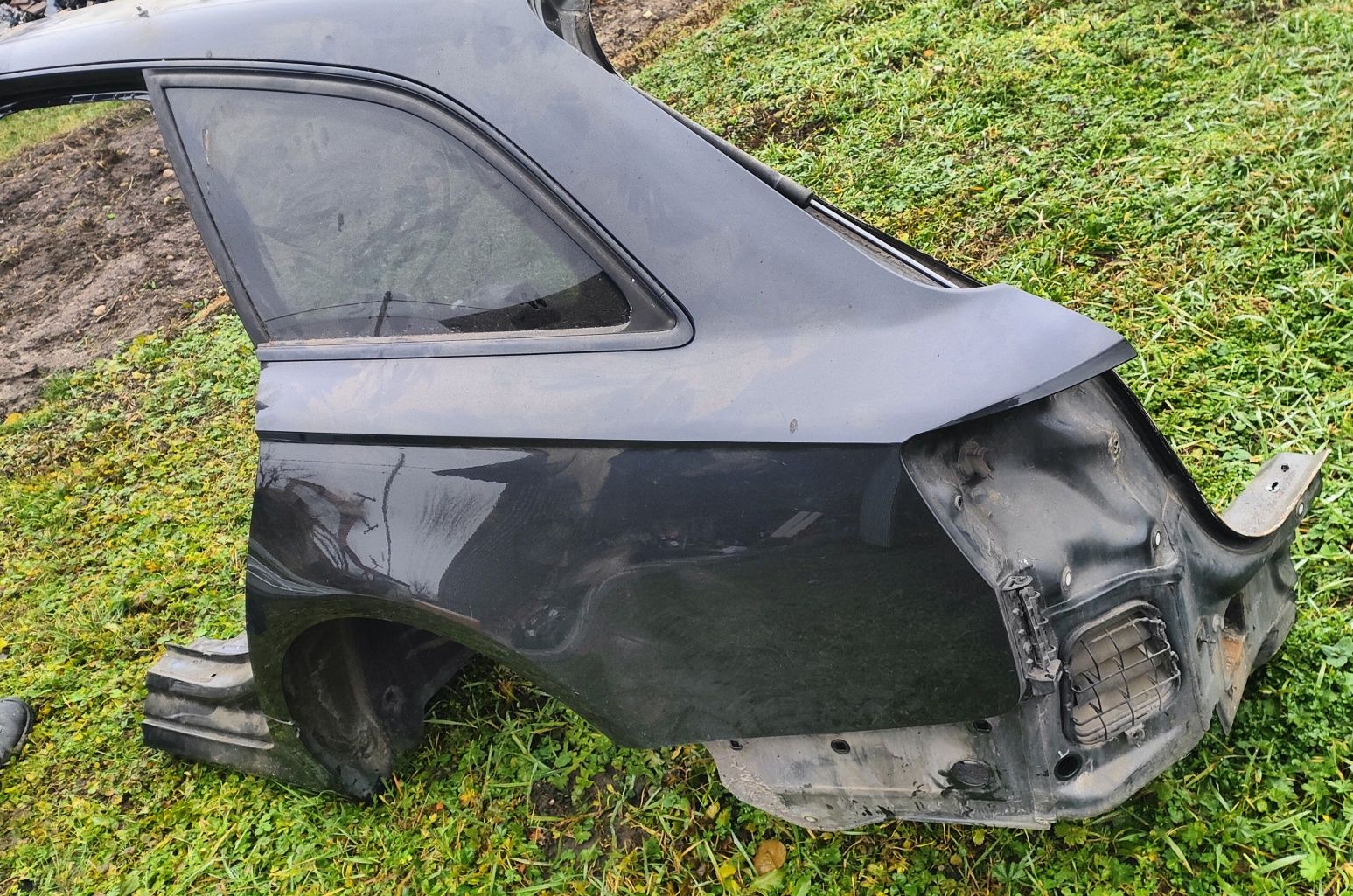 Ćwiartka lewy tył audi a6c7 avant LX7U
