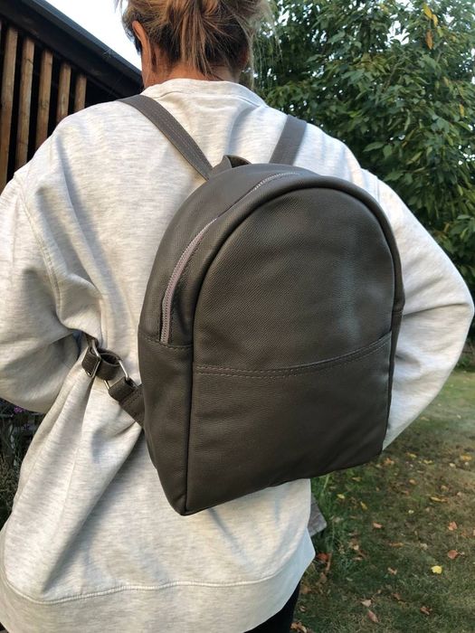 Шкіряні сумки та рюкзаки (розпродаж залишків)