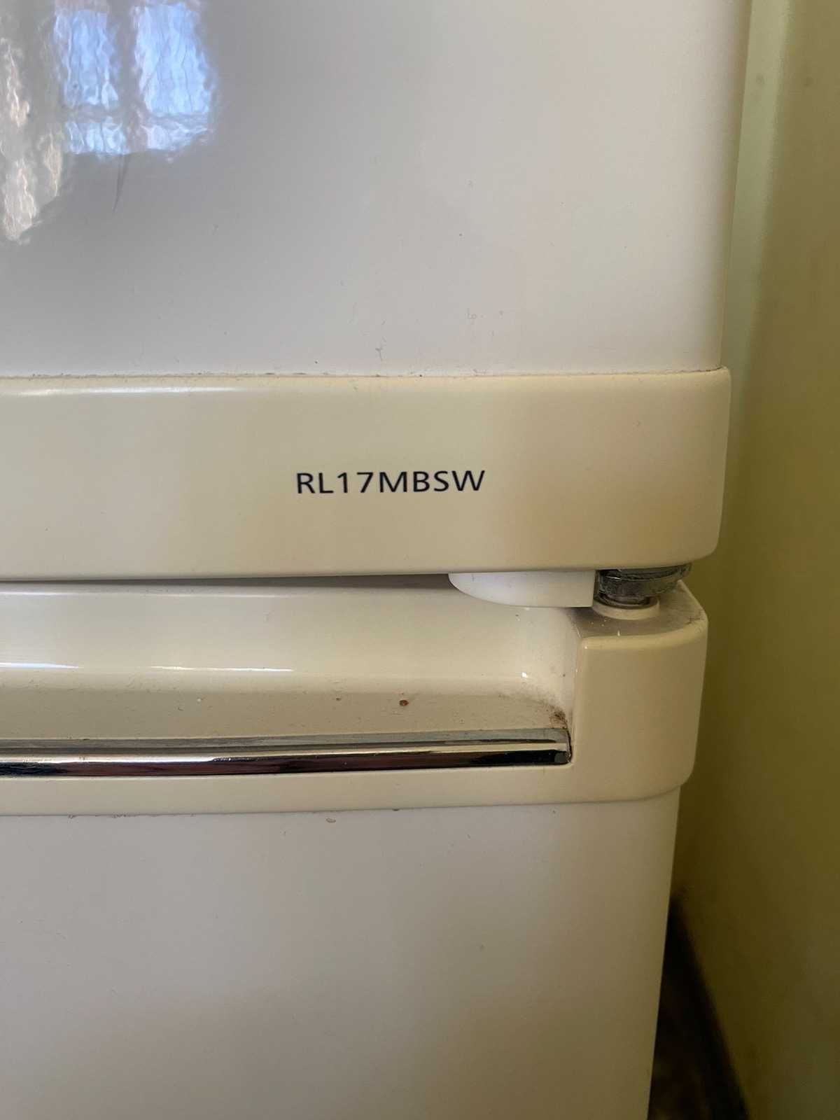 Продам холодильник Samsung под ремонт или на запчасти