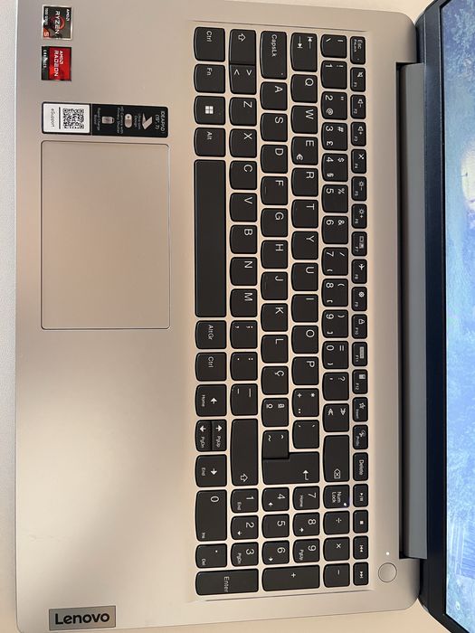 Portátil Lenovo IdeaPad 1 (Com Garantia)