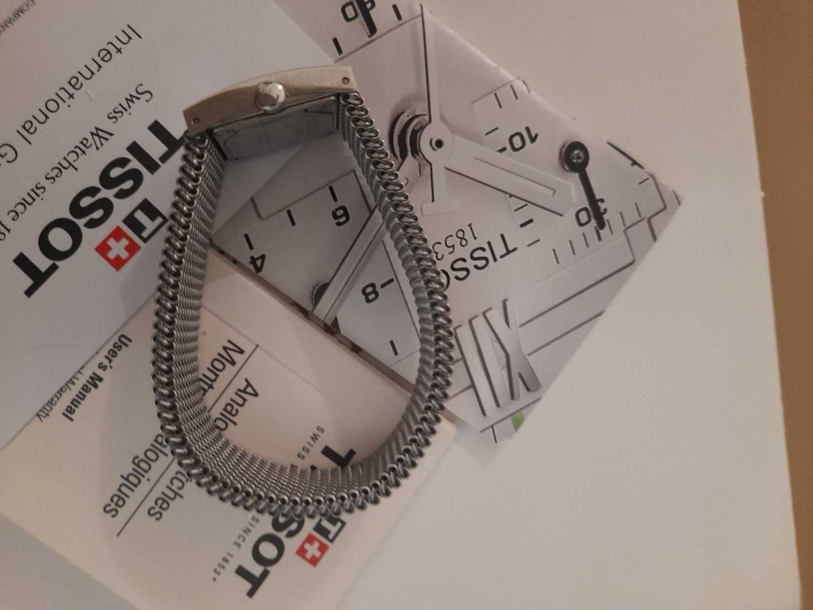 Женские наручные часы Tissot Swiss Watches since 1853.