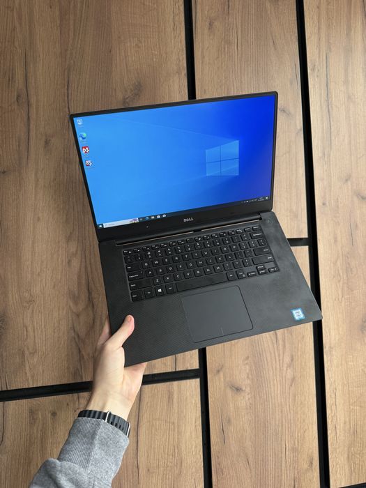 Dell Precision 5520 | 16GB RAM | intel i7| 756GB SSD