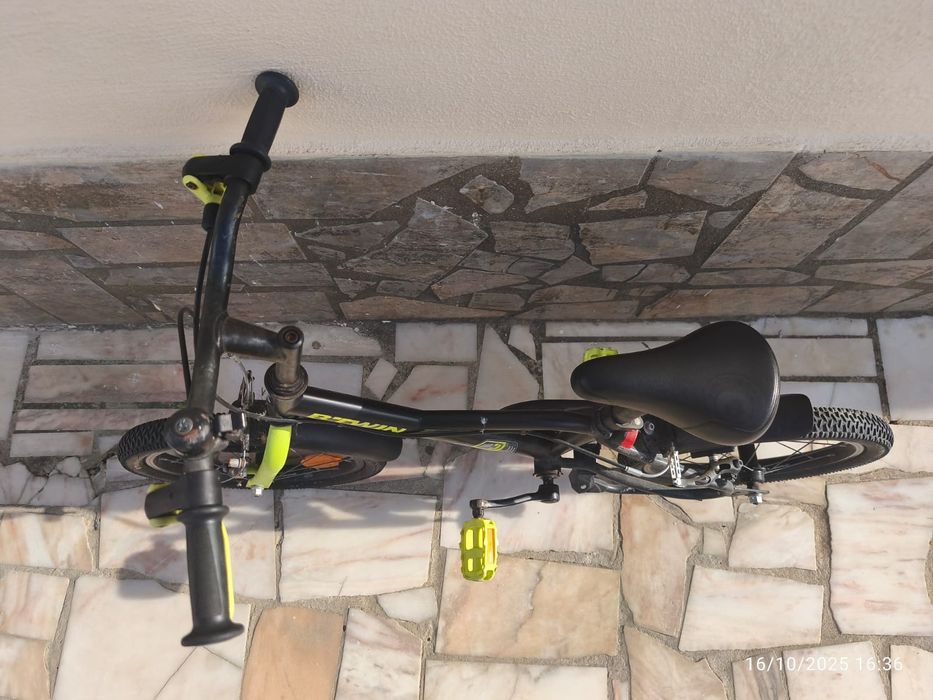 Bicicleta infantil como nova