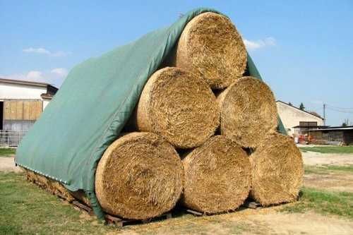 Fliz na belki 300 sztuk plandeka, włóknina 13x25m sterty słomy siana