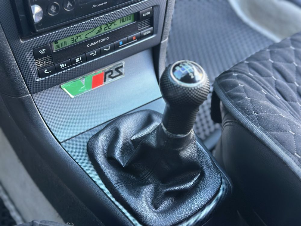 Продам Skoda Octavia RS 2001
