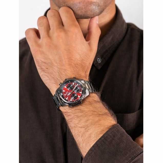Bulova Marine Star 98B350 -яскравий символ мужності, стилю та перемоги