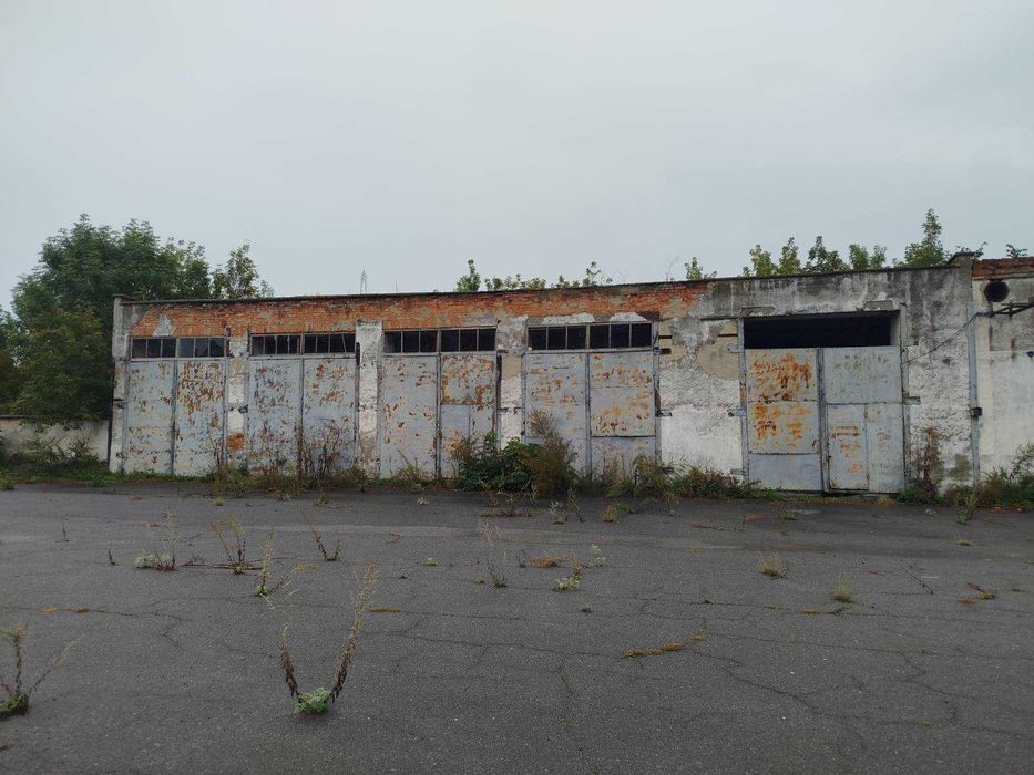 Будівля з усіма комунікаціями, площею 846,3 кв.м, Хмельницька обл.