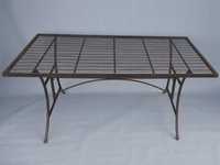 Metalowy stół rustykalny brązowy taras retro