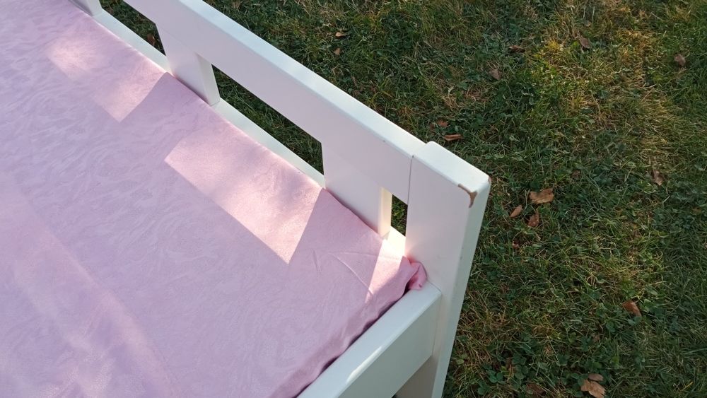 Łóżko dla dziecka białe ikea