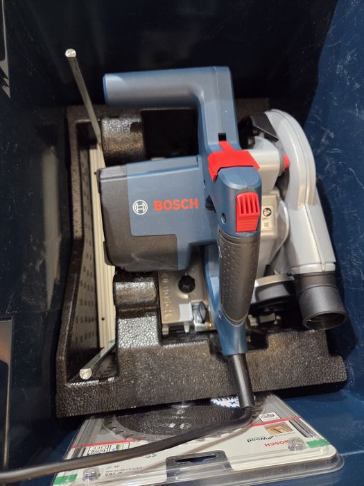 Zagłębiarka Bosch Professional GKT 55 GCE