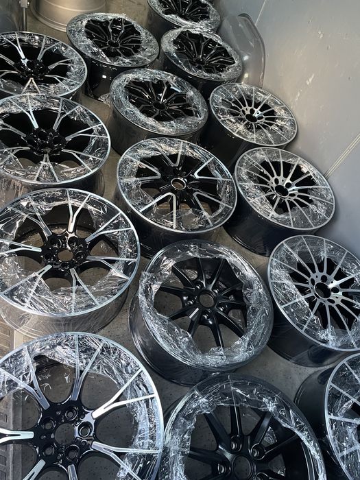 Ptostowanie felg aluminiowych - profesjonalne od 15 do 26 cali