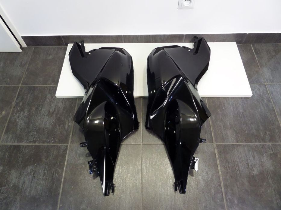 BMW K 1200 S K1200S K 1300 OWIEWKA BOK BAK ZBIORNIK PRAWA LEWA 4663 7677775 7677776