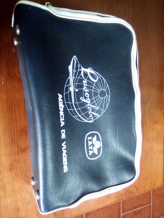 Mala viagem vintage e pequena