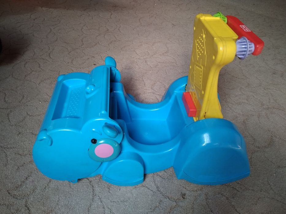 Sorter/ zbieracz klocków sensorycznych/ pchacz Fisher Price hipopotam