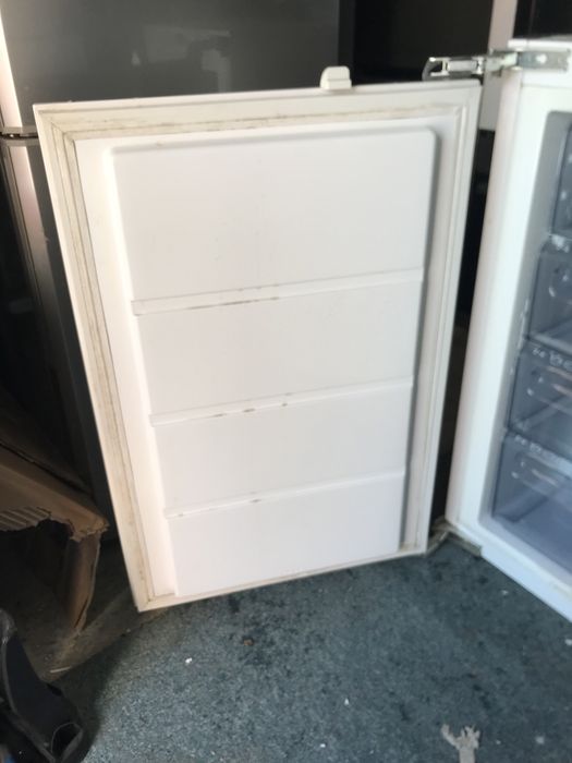 Морозильна камера. AEG