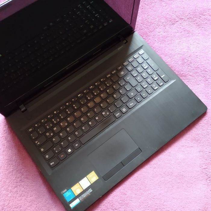 Lenovo 8 Ram 1 Tb Ноутбук Леново AMD A6-6310 батарея держит до 3 часов