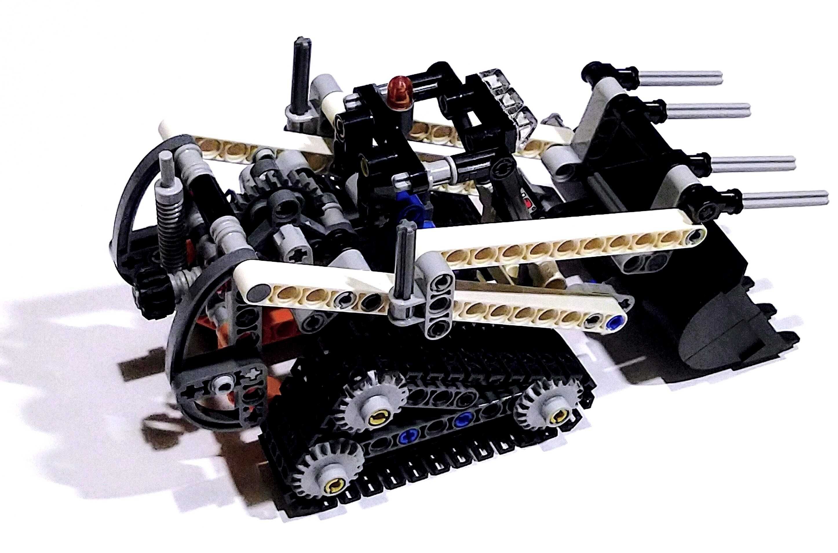 Lego Technic 42032 2w1: Ładowarka gąsienicowa / Pług gąsienicowy