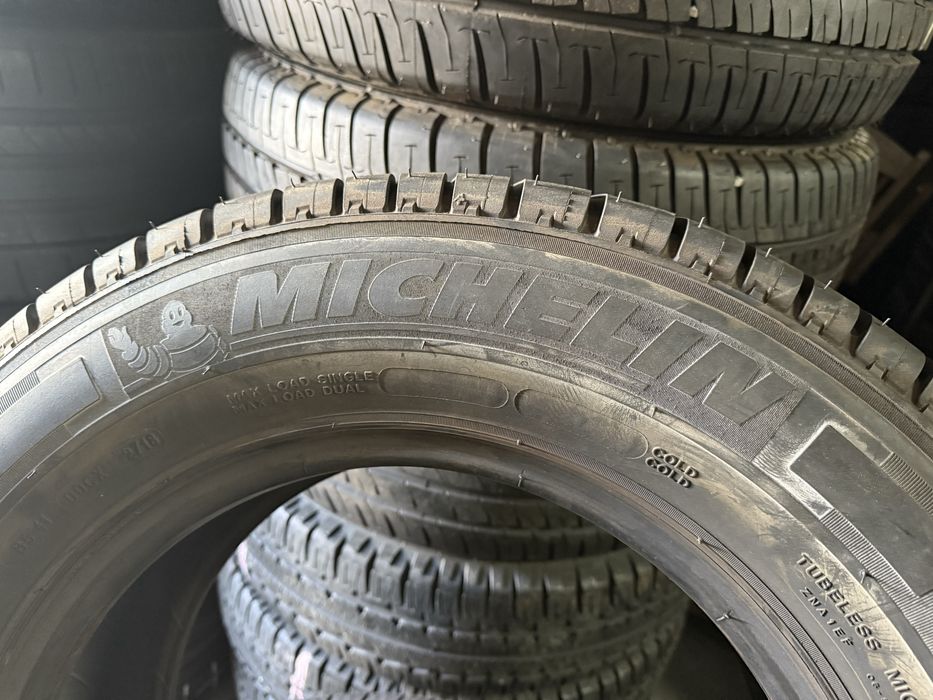 4xMichelin 235 65r16c., 2018 9.3mm nowe