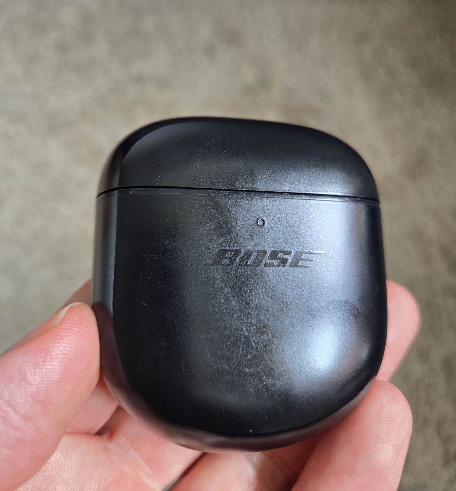 Stacja ładująca do Bose QC earbuds II