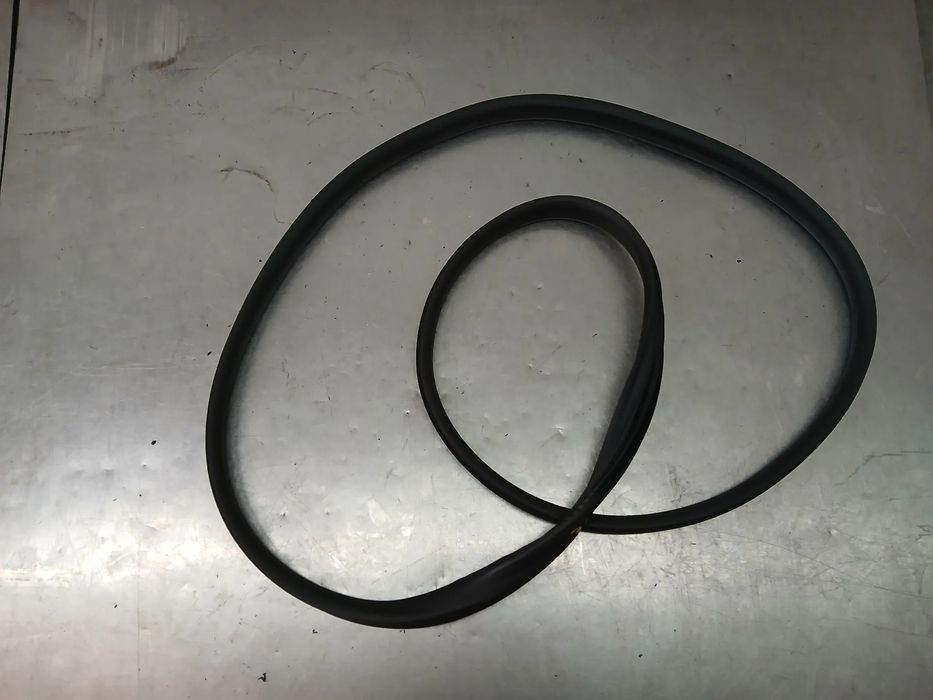 Revestimento porta frente esquerdo DACIA Jogger