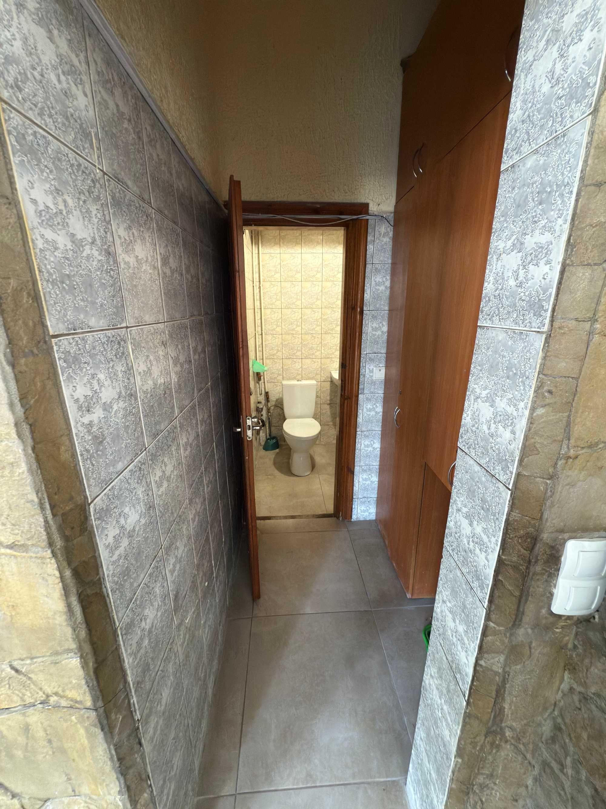 Продаж комерційного приміщення, вул. Кульпарківська, 34m², 1пов.,фасад