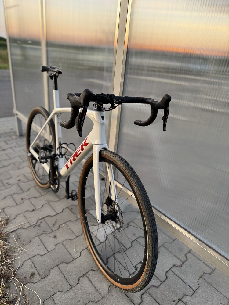 Trek DOMANE SL5 shimano di2 105