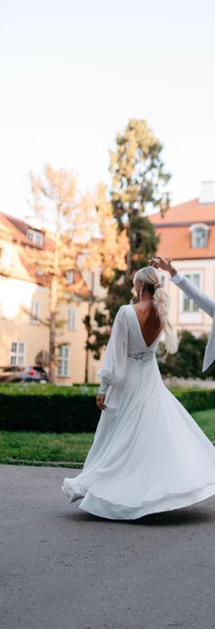 Suknia ślubna KIM rozmiar  40 do negocjacji