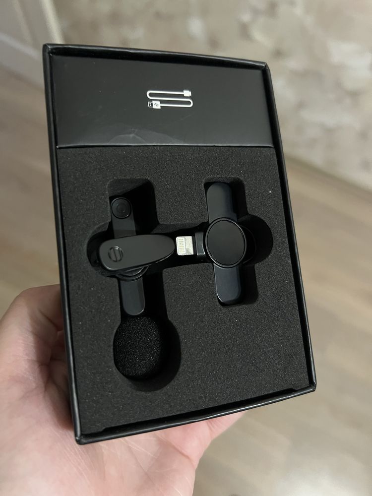 Петлічка петличка  мікрофон на лайтінг на Iphone на айфон