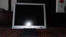 Monitor PHILIPS - NOVO