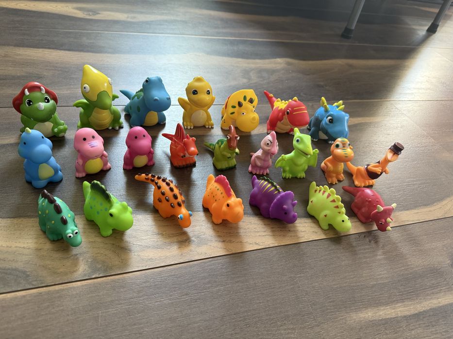 Динозаври гумові