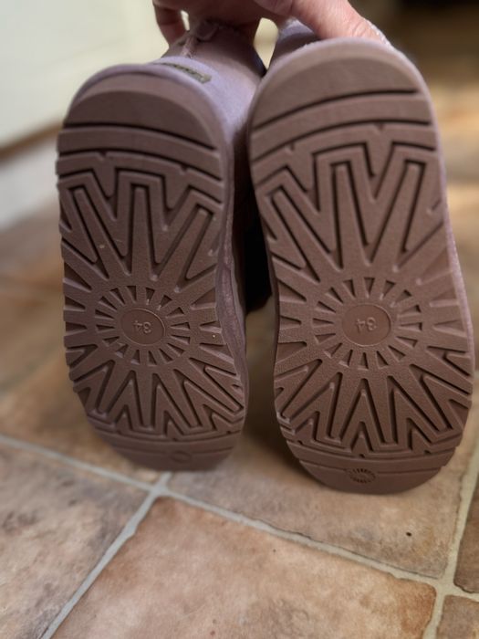 Нові уггі ugg 19 см рожеві натуральні пудрові 34 на 32