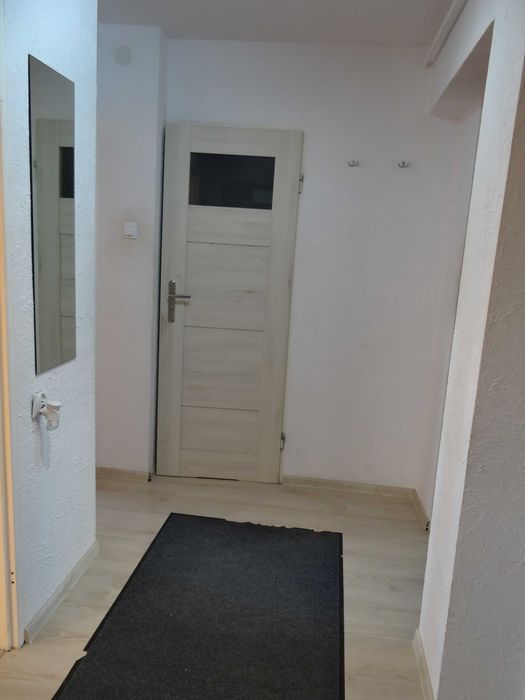 Pokój w mieszkaniu 3-pokojowym 1 października NOWE MIASTO