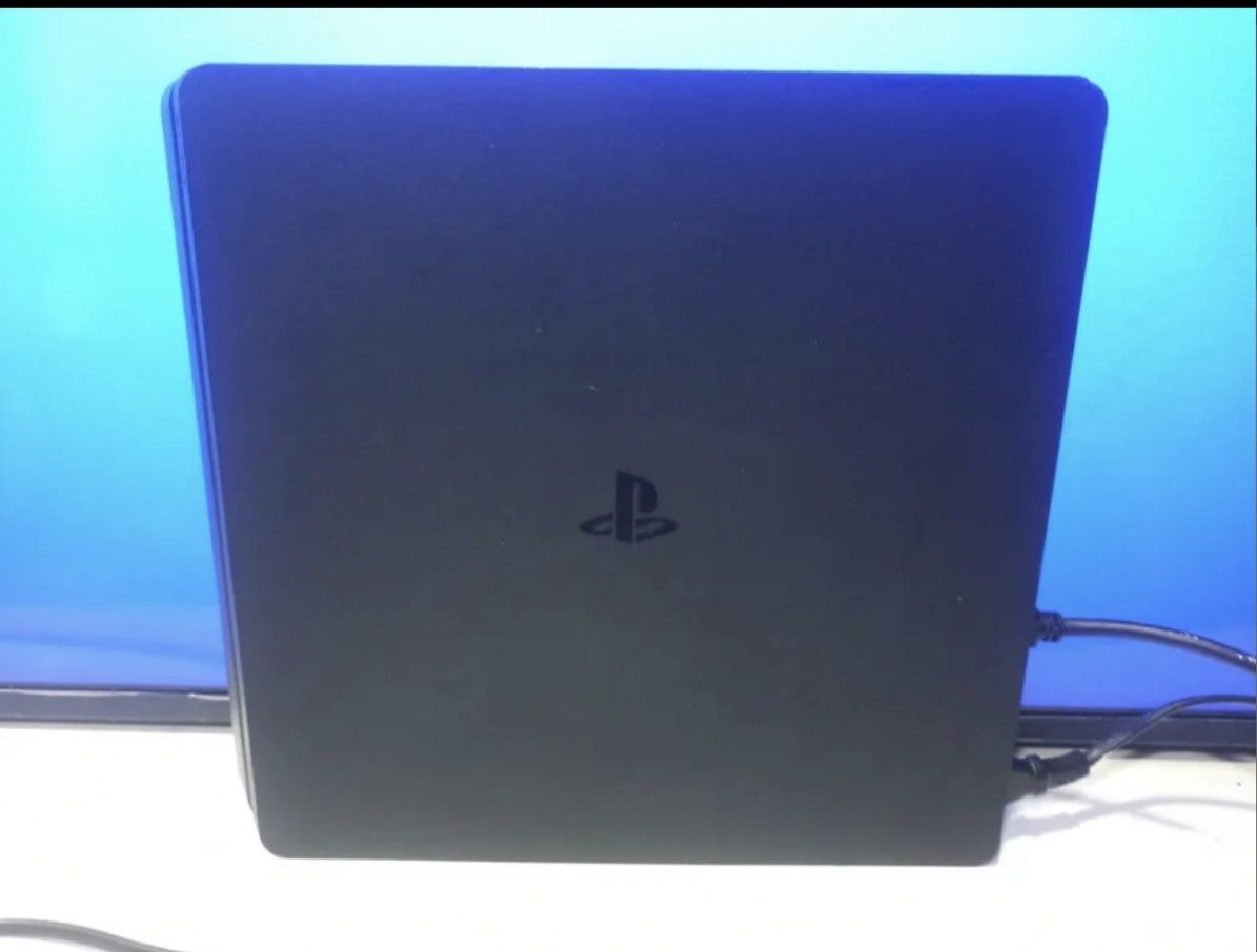 Ps4 Slim 500 gb *2 comandos*