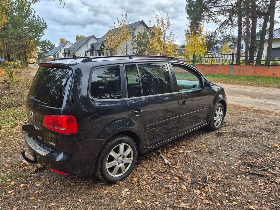 Touran 2.0 140km. 7 osobowy z Niemiec