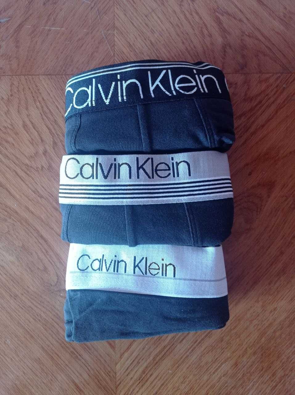 Труси Calvin Klein