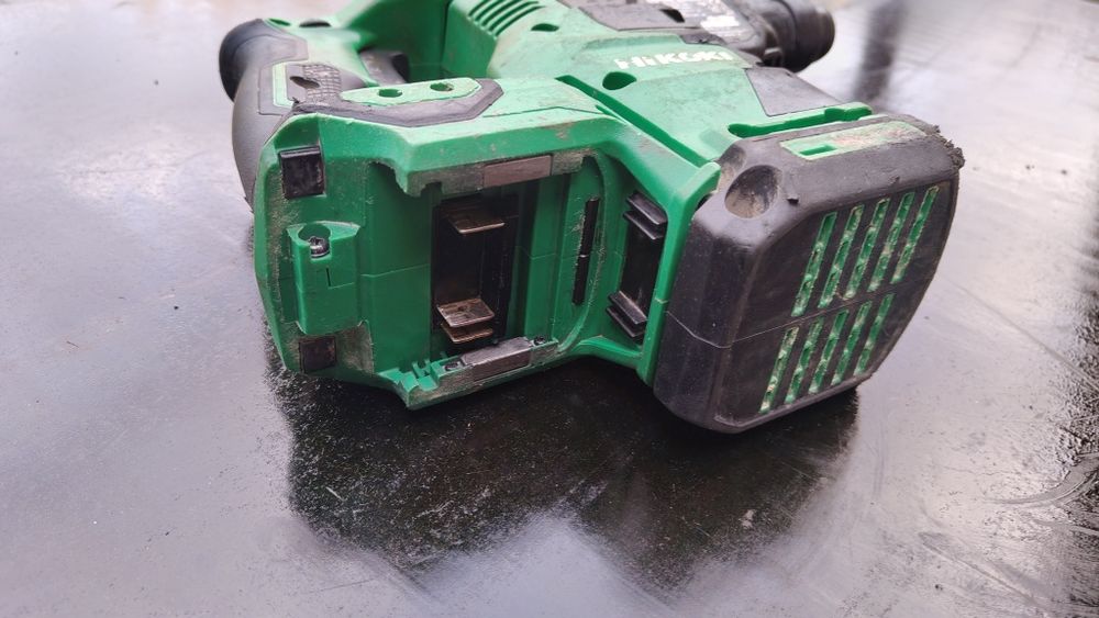 Młotowiertarka HIKOKI DH1826DA