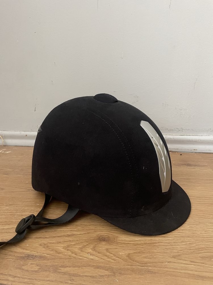 Kask do Jazdy Konnej HKM
