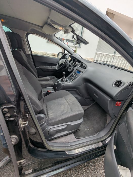 Peugeot 5008 1.6 hdi 7 lugares