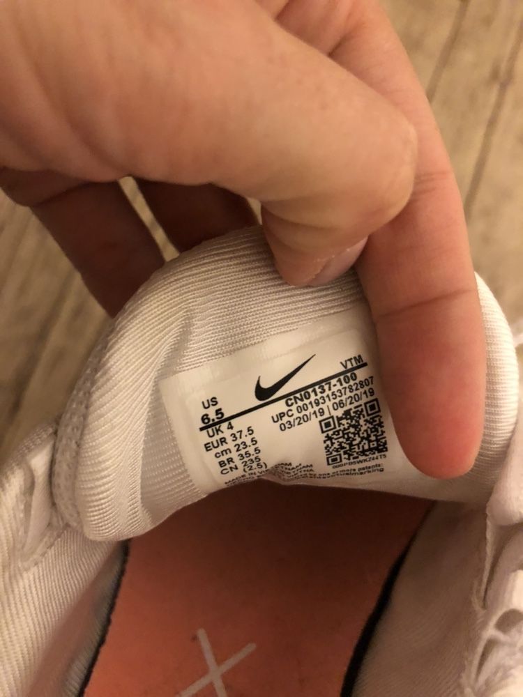 Buty Nike damskie białe